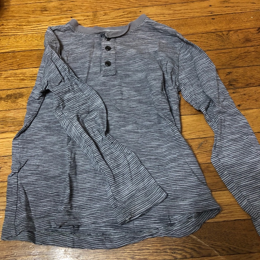 Long sleeve shirt